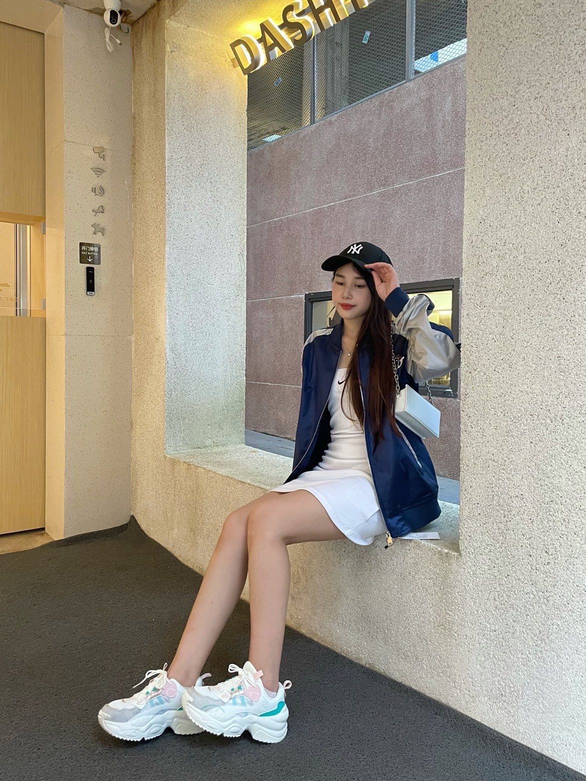 夹克飞行少女🧢