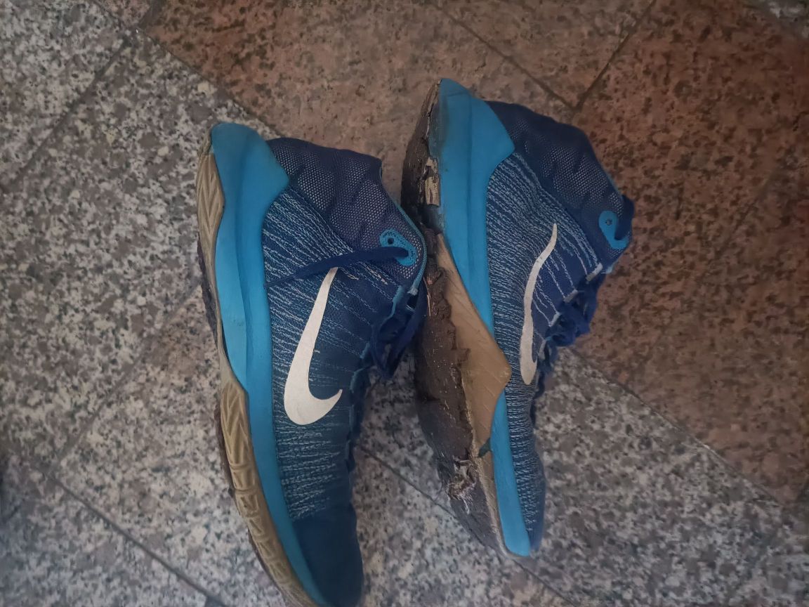 nike篮球鞋