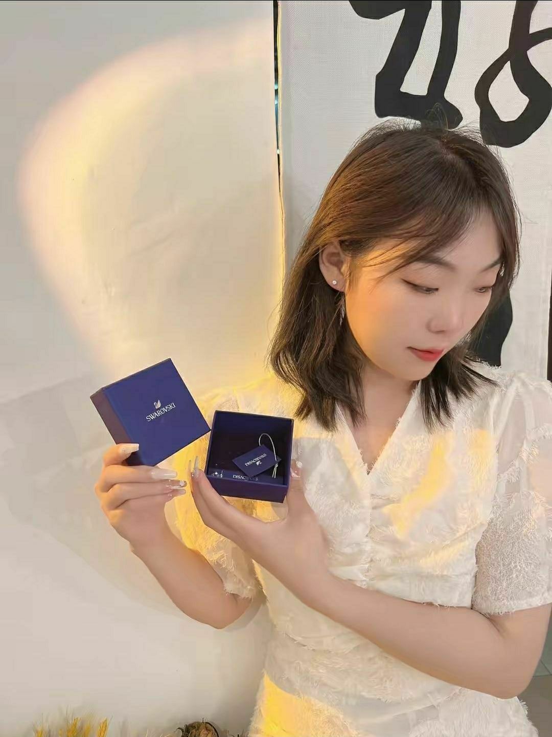 太好看了呜呜【唐嫣同款系列】Swarovski/施华洛世奇 ATTRACT经典配色耳钉520礼物 