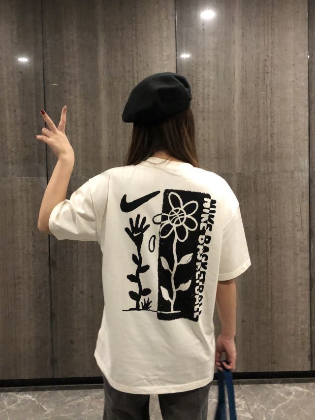 ootd 耐克小白花t恤真的超好穿