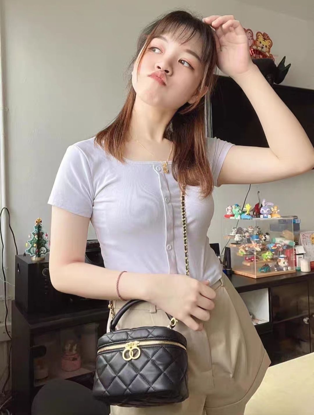 轻奢分享丨CHARLES＆KEITH 菱格链条手提小方包