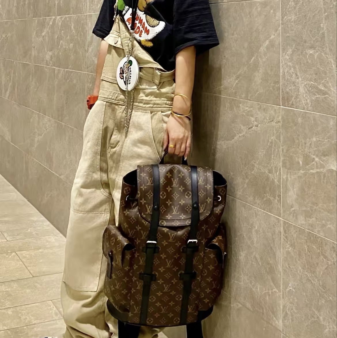 Lv 双肩包推荐