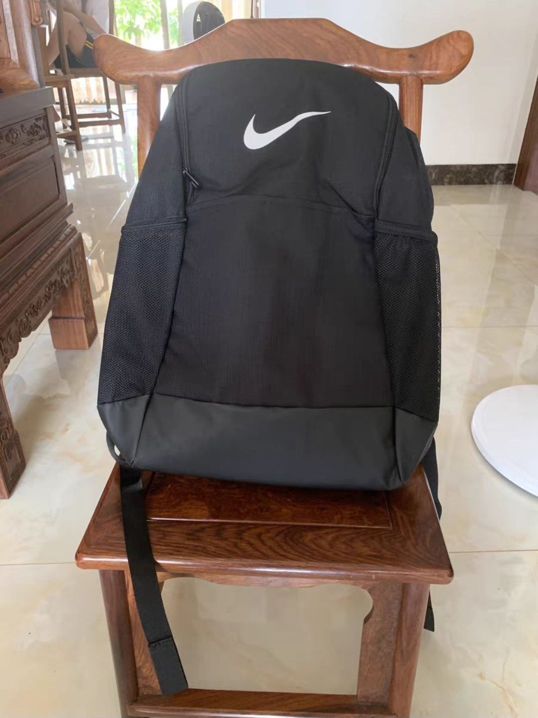 Nike大容量时尚双肩包分享
