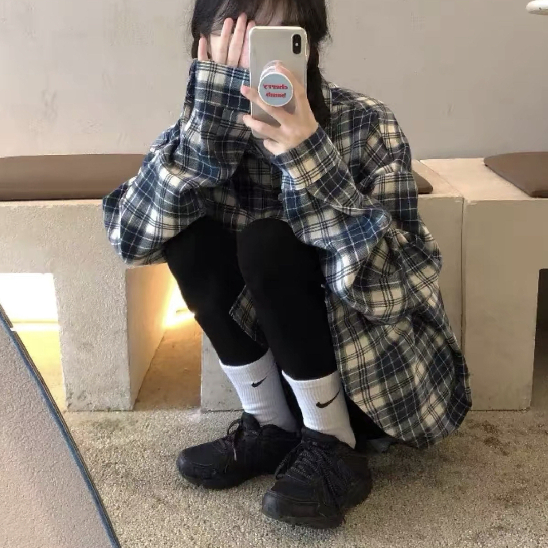✔单品介绍：来分享一件Vans 格纹日系