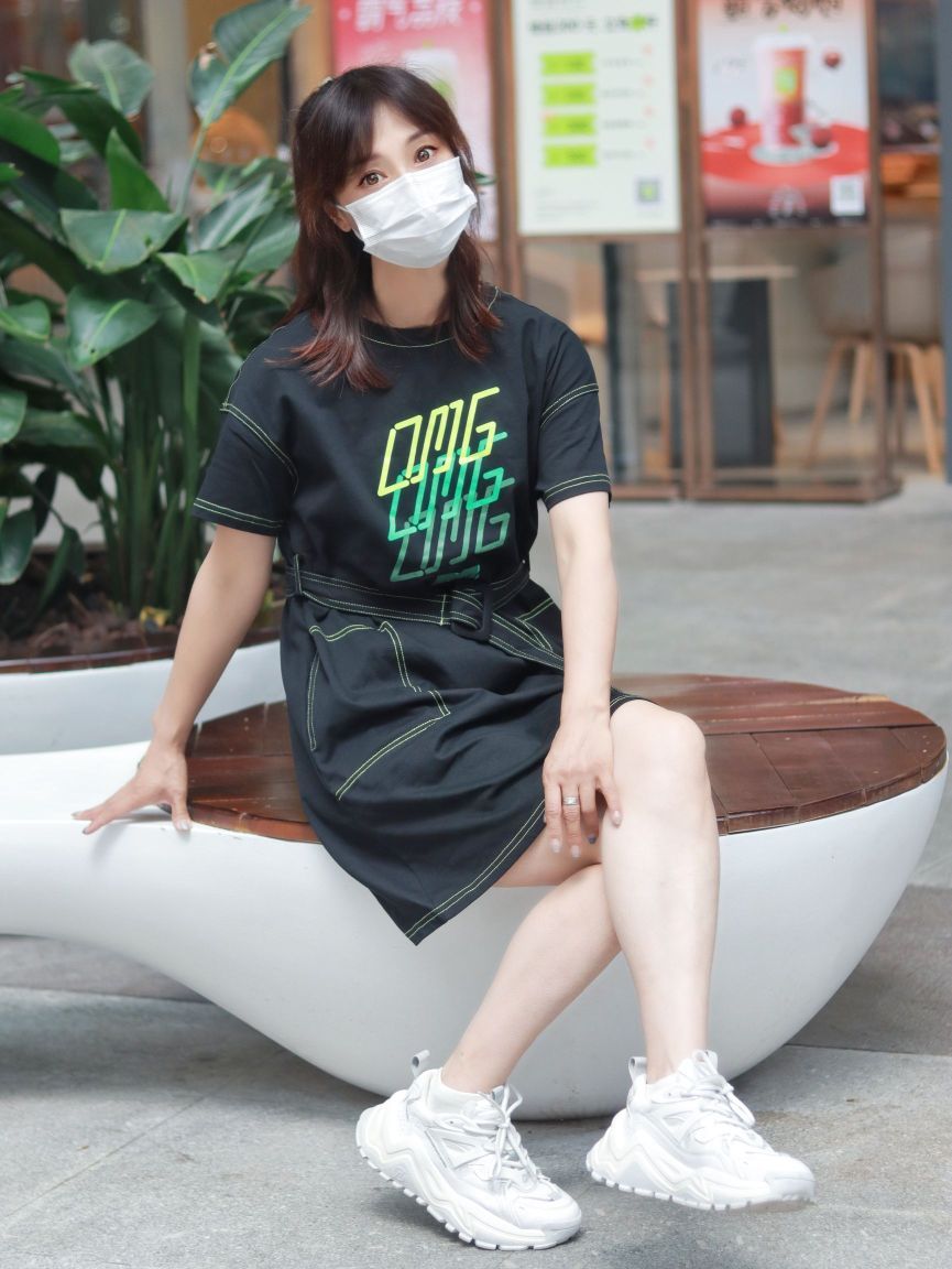 夏天衣柜大公开 | 连衣裙+老爹鞋