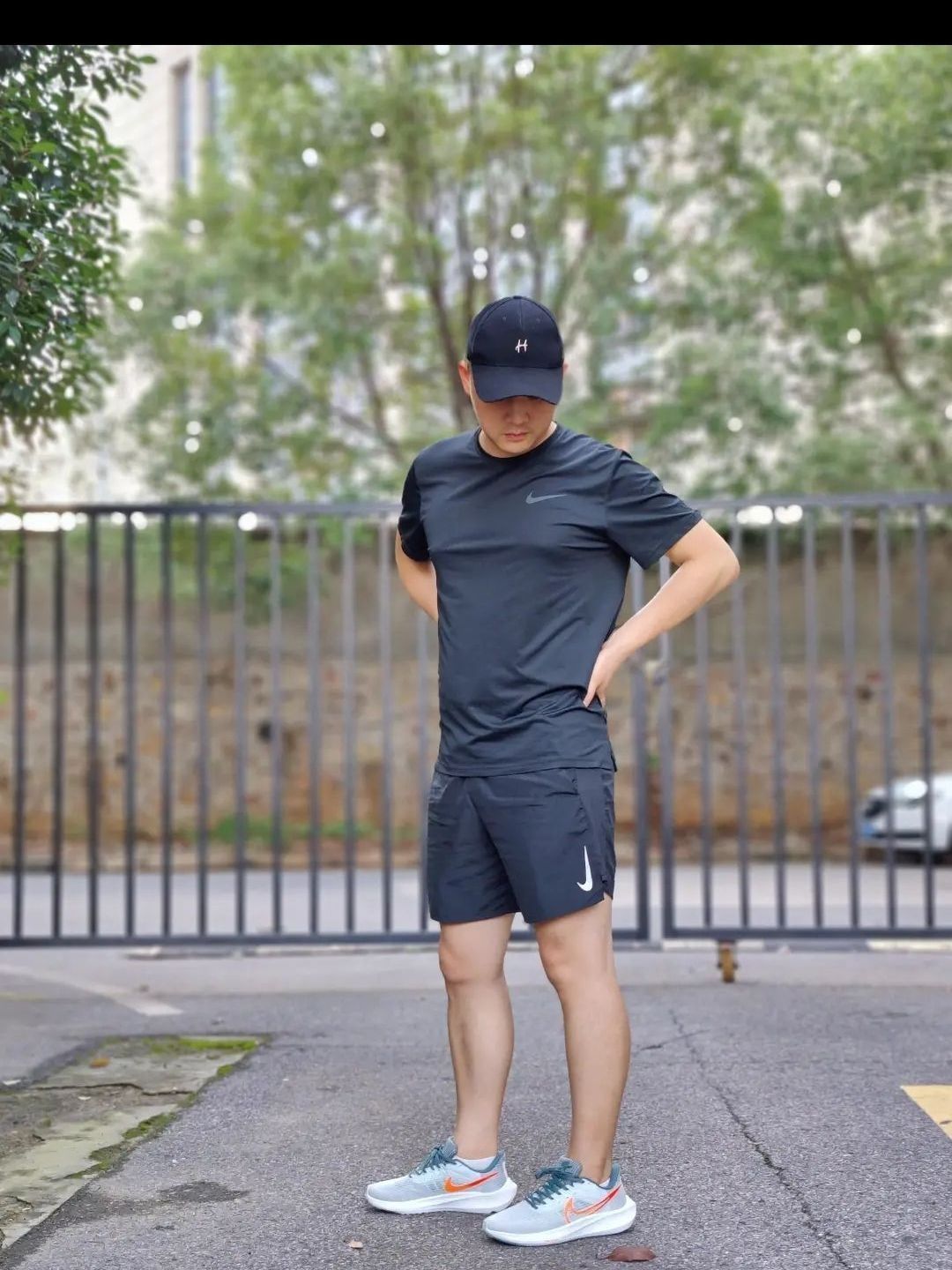 Nike运动风T恤