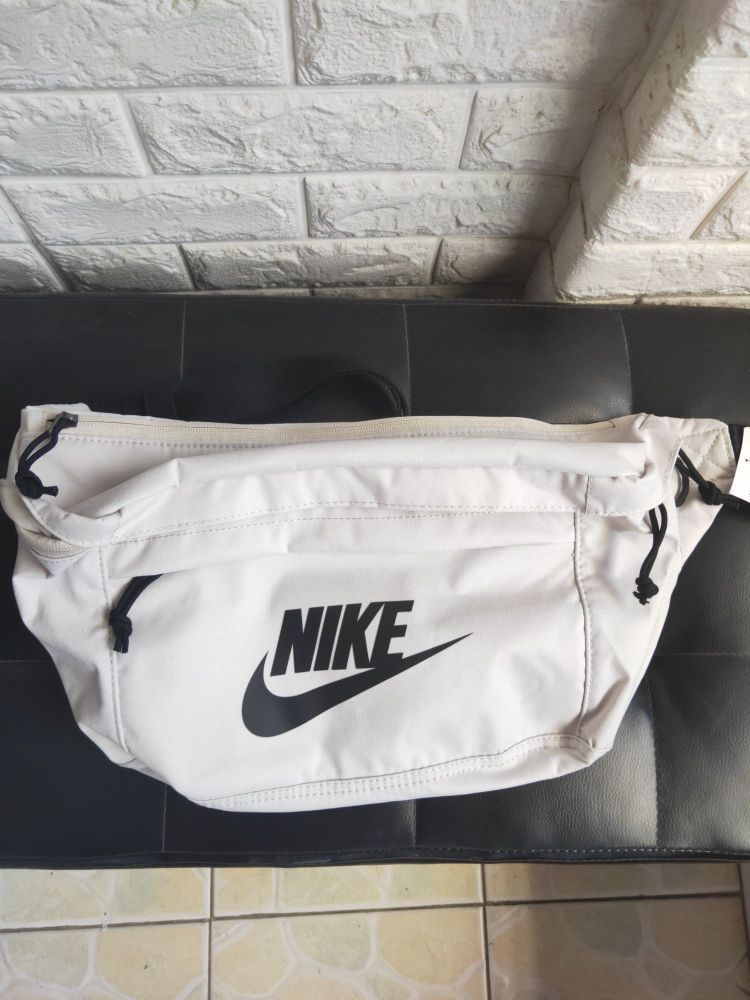 等一个大神帮忙看看真吗