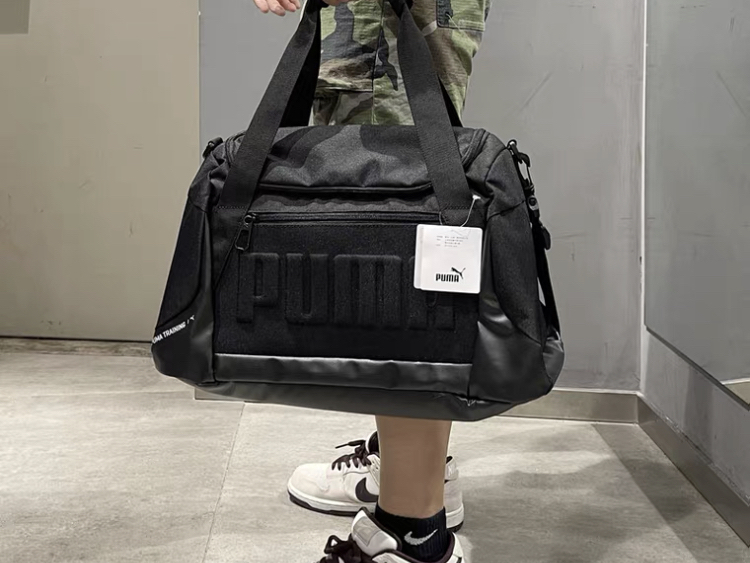 Puma GYM 纯色大容量运动单肩包