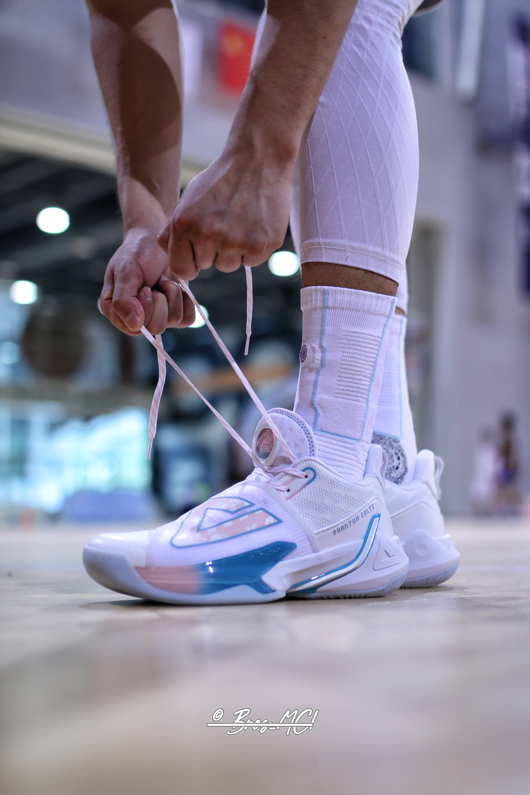 匹克幻驹1.0:一模双密学生党实战稳定球鞋