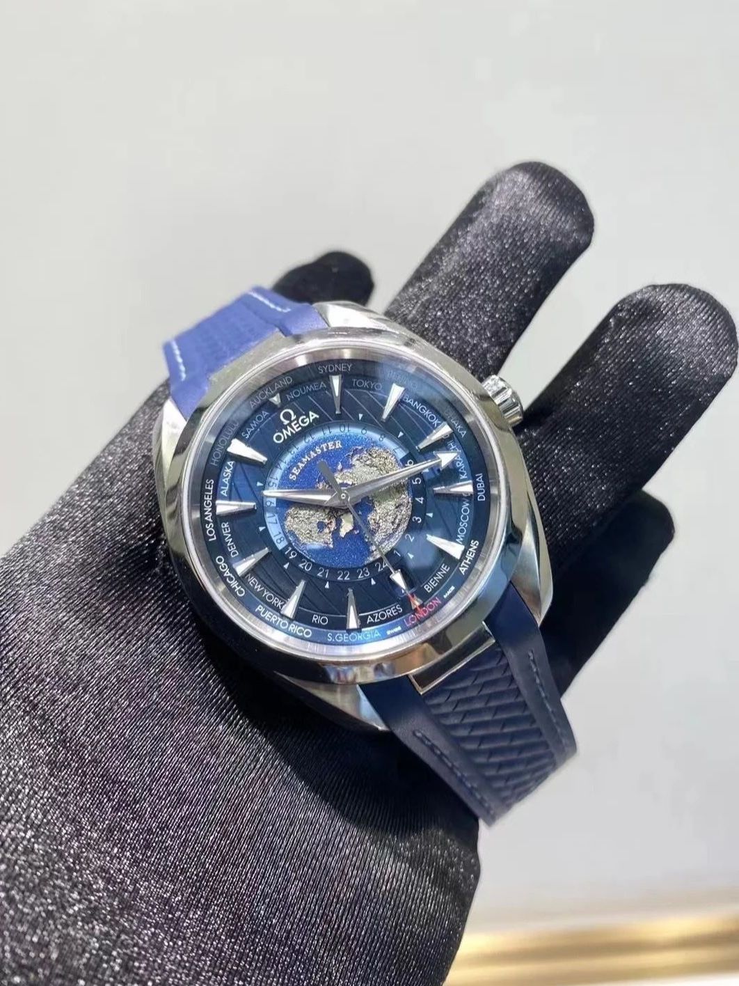 Omega/欧米茄 海马系列钢带机械男表 分享