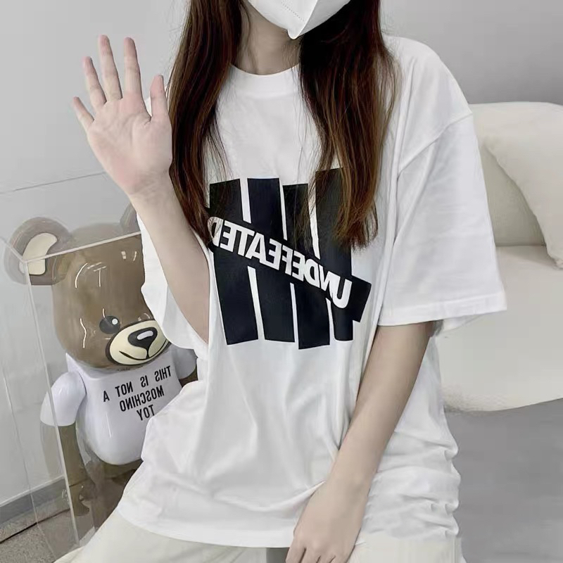 Undefeated 女生夏季日常T恤穿搭分享