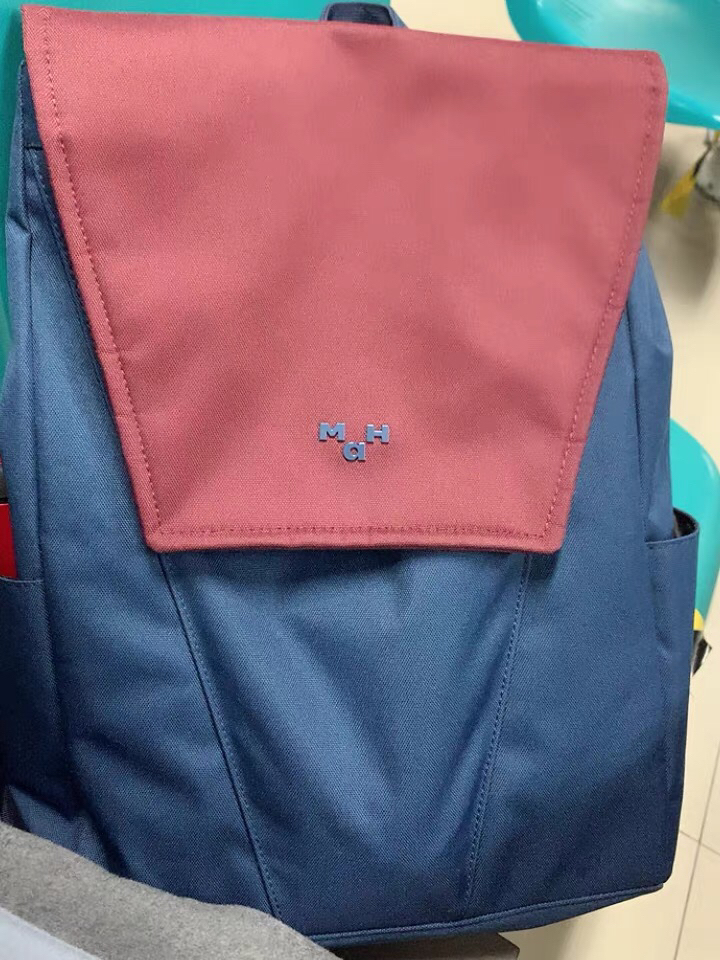 MAH 高颜值大学生书包简约背包电脑包