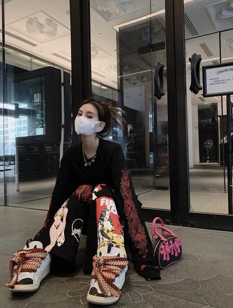 OOTD / 暗黑风开学y2k少女穿搭