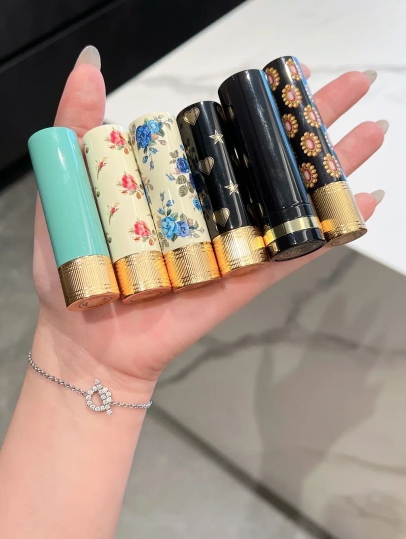 纯欲控心跳加速🥀炒鸡 nun 的几支 Gucci 唇膏