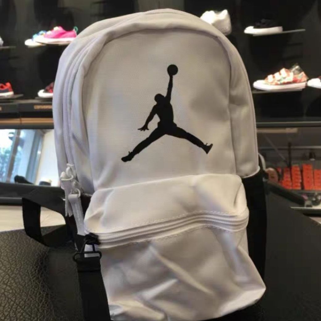 Nike潮流时尚双肩包分享