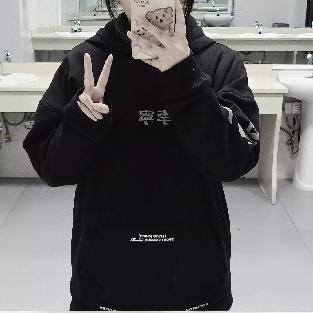 Li Ning 宽松连帽卫衣穿搭推荐