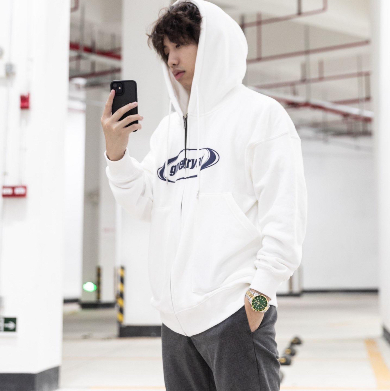 Citizen/西铁城 绿水鬼石英运动防水男表 AI7009