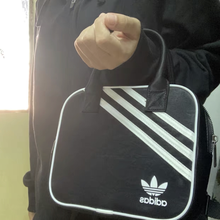 adidas 手提包分享