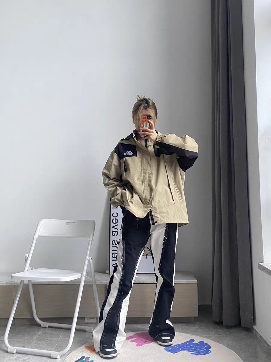拜托！冲锋衣外套真的酷毙了