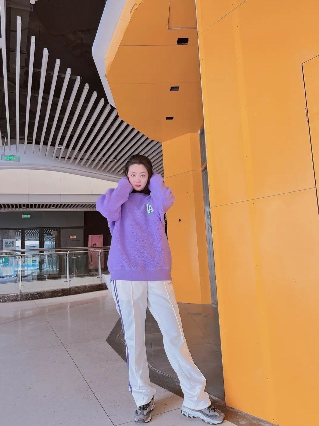 今秋流行穿搭，女生就应该这么穿