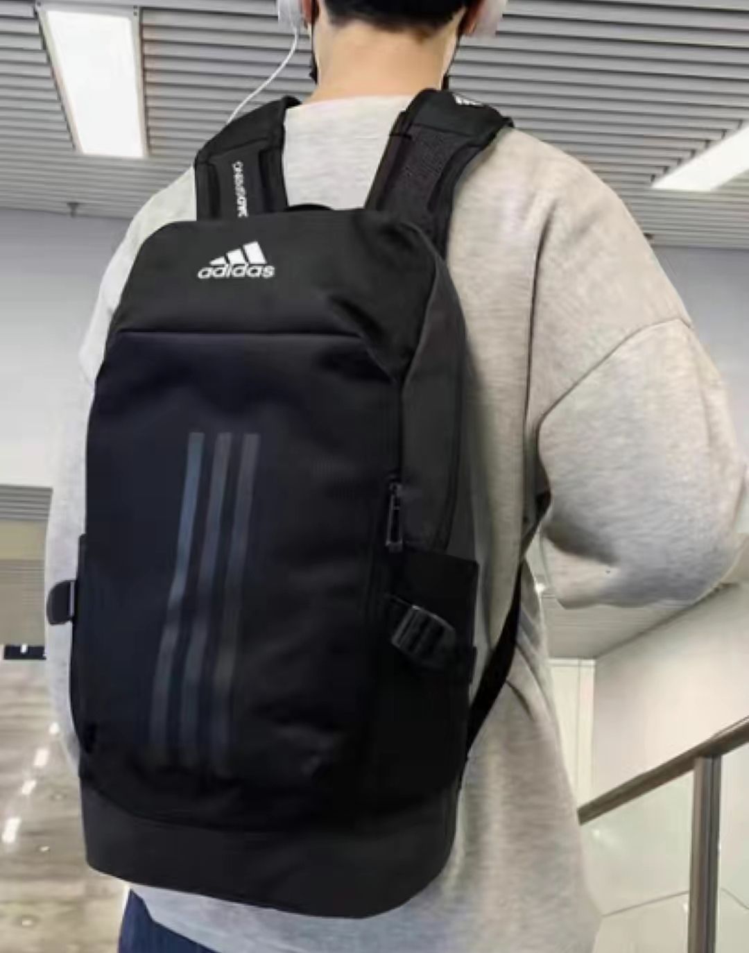 好物推荐丨适合出远门的大容量双肩包