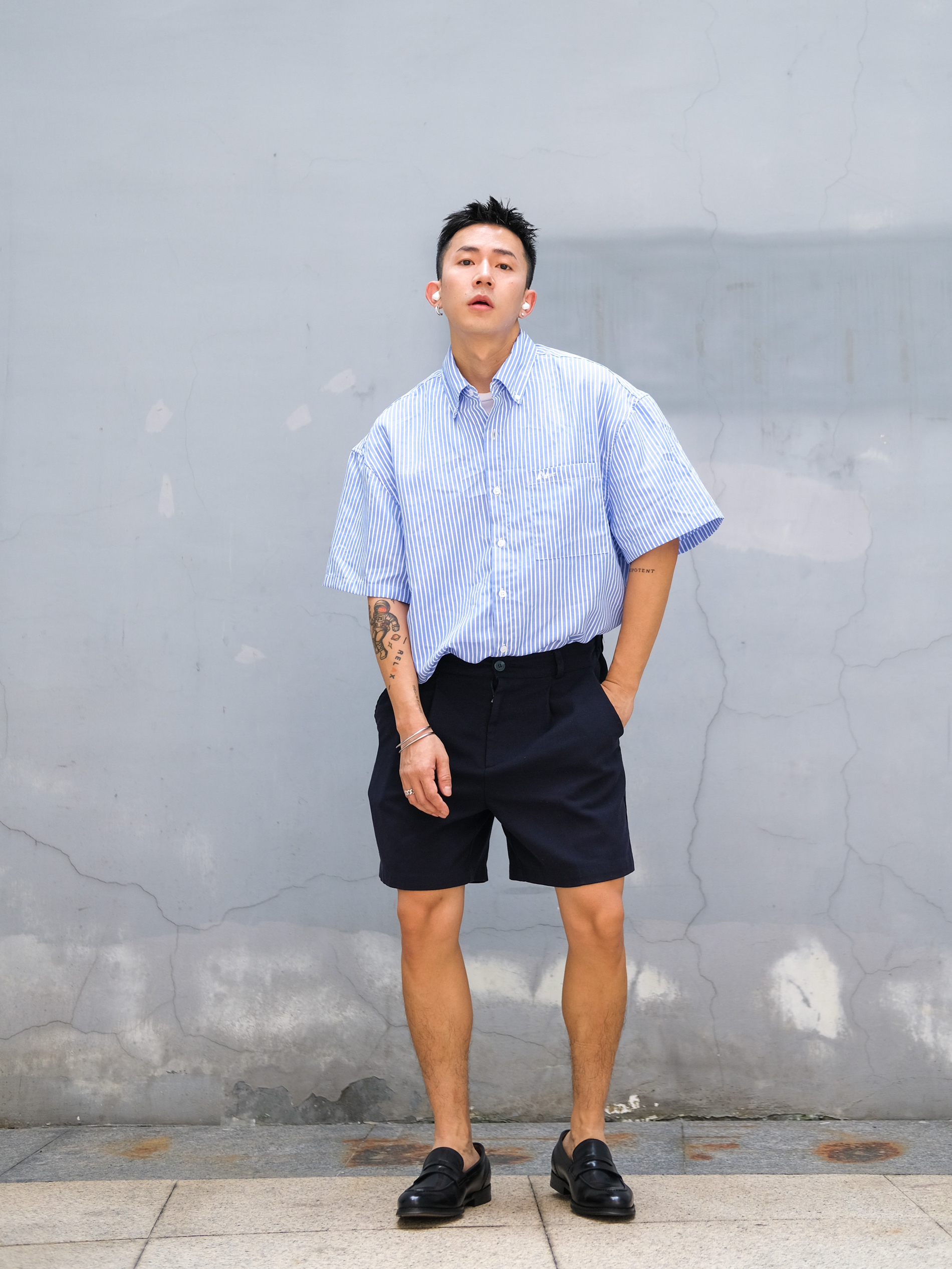 162男生OOTD|32岁也能穿出少年感，百元耳机分享