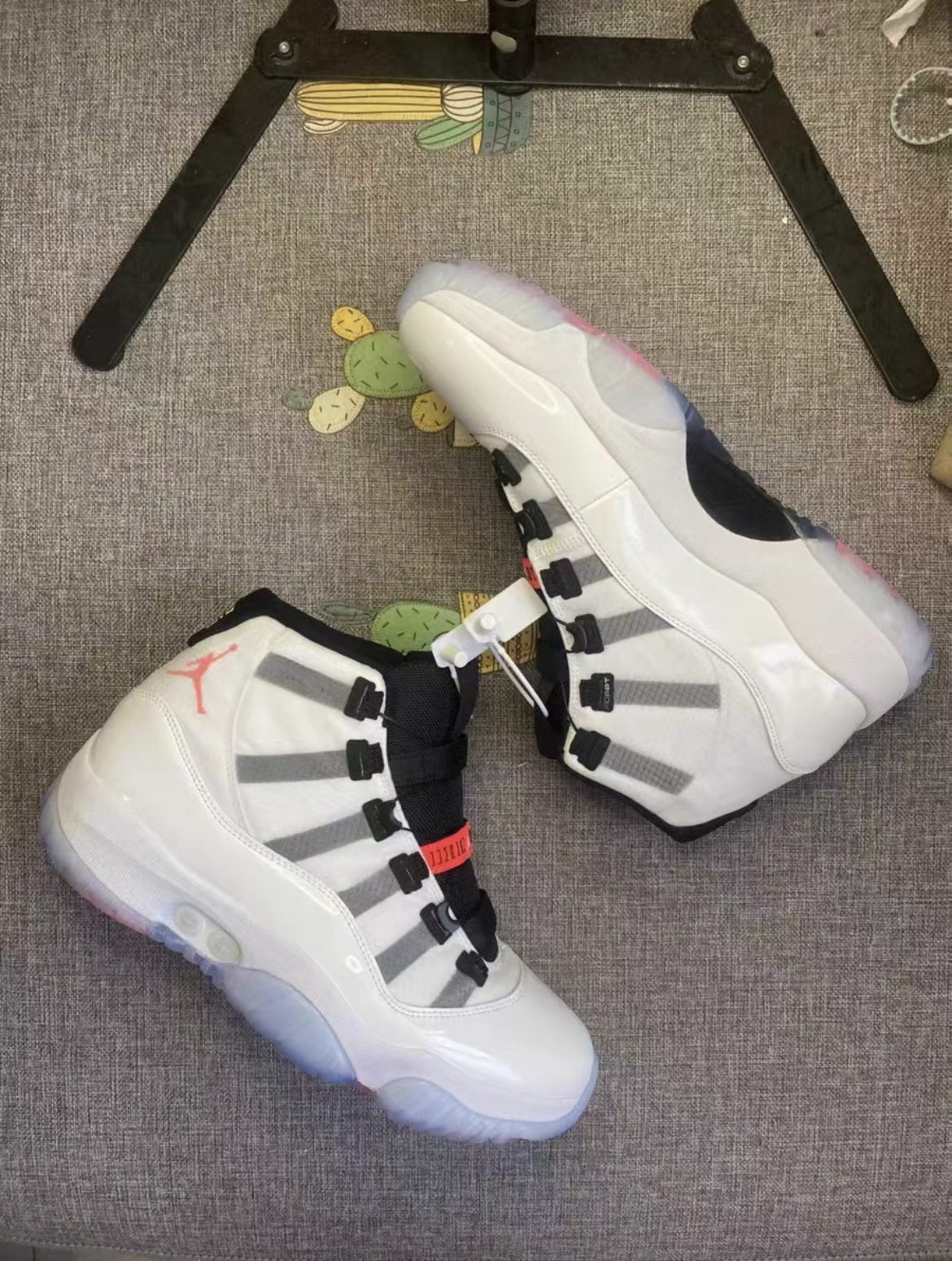 开学必备球鞋 aj11adapt ！！！🔥🔥🔥