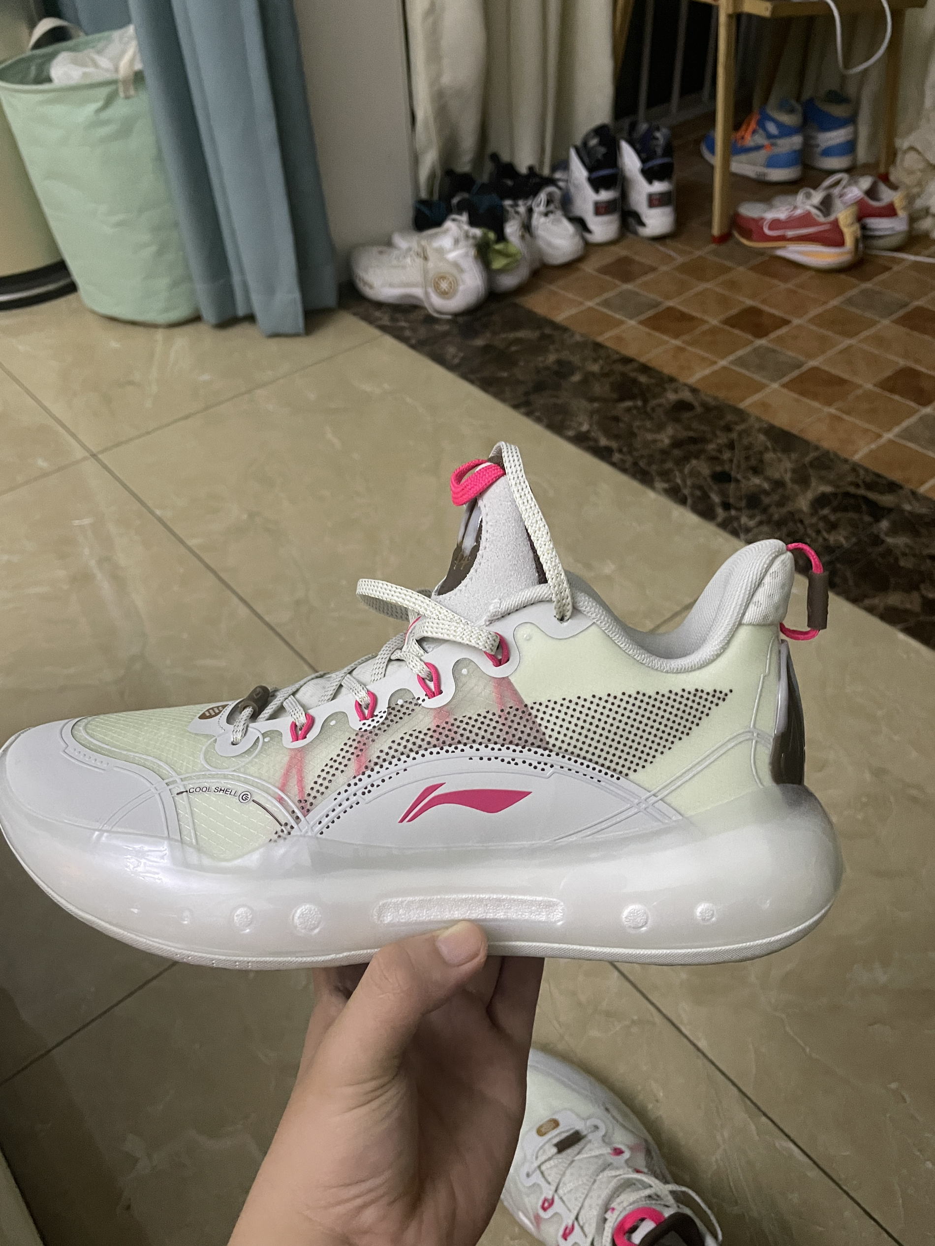 实体店1200入手现在800多，我又成大