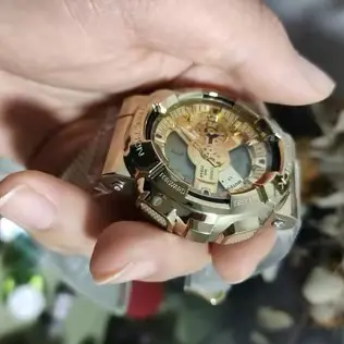 明星同款|小钢炮制胜冰川金石英表⌚️