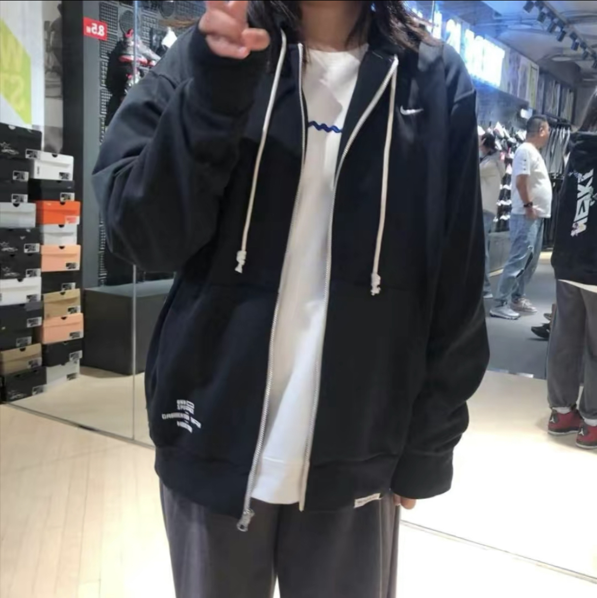 Nike 男盆友卫衣~超喜欢这件~推荐！！