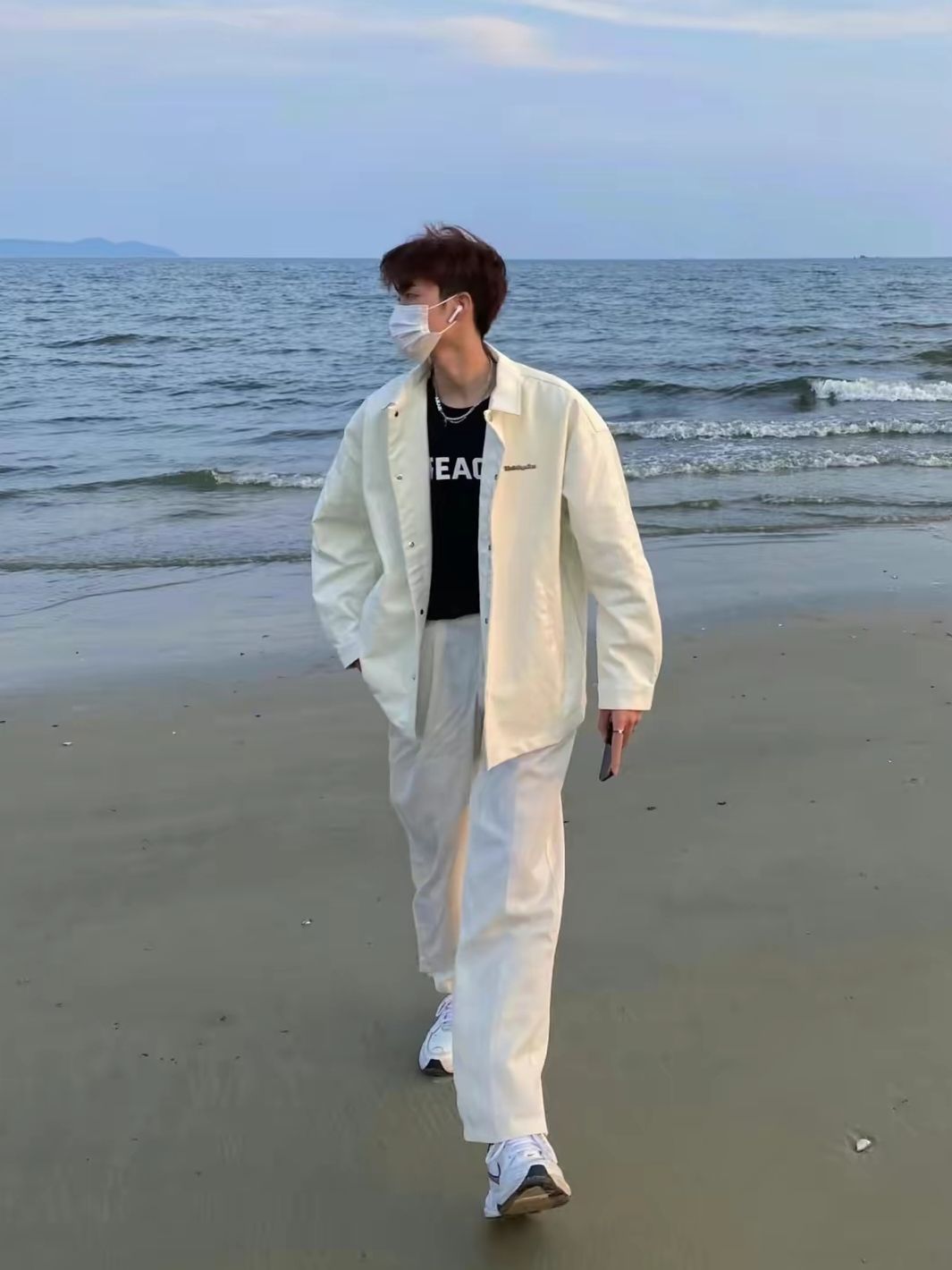 OOTD｜一眼心动的白色鳄鱼纹皮衣