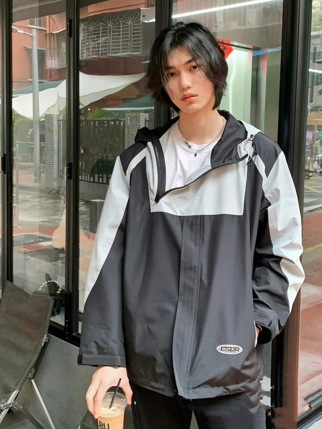 这么帅的外套在哪里呢🧐