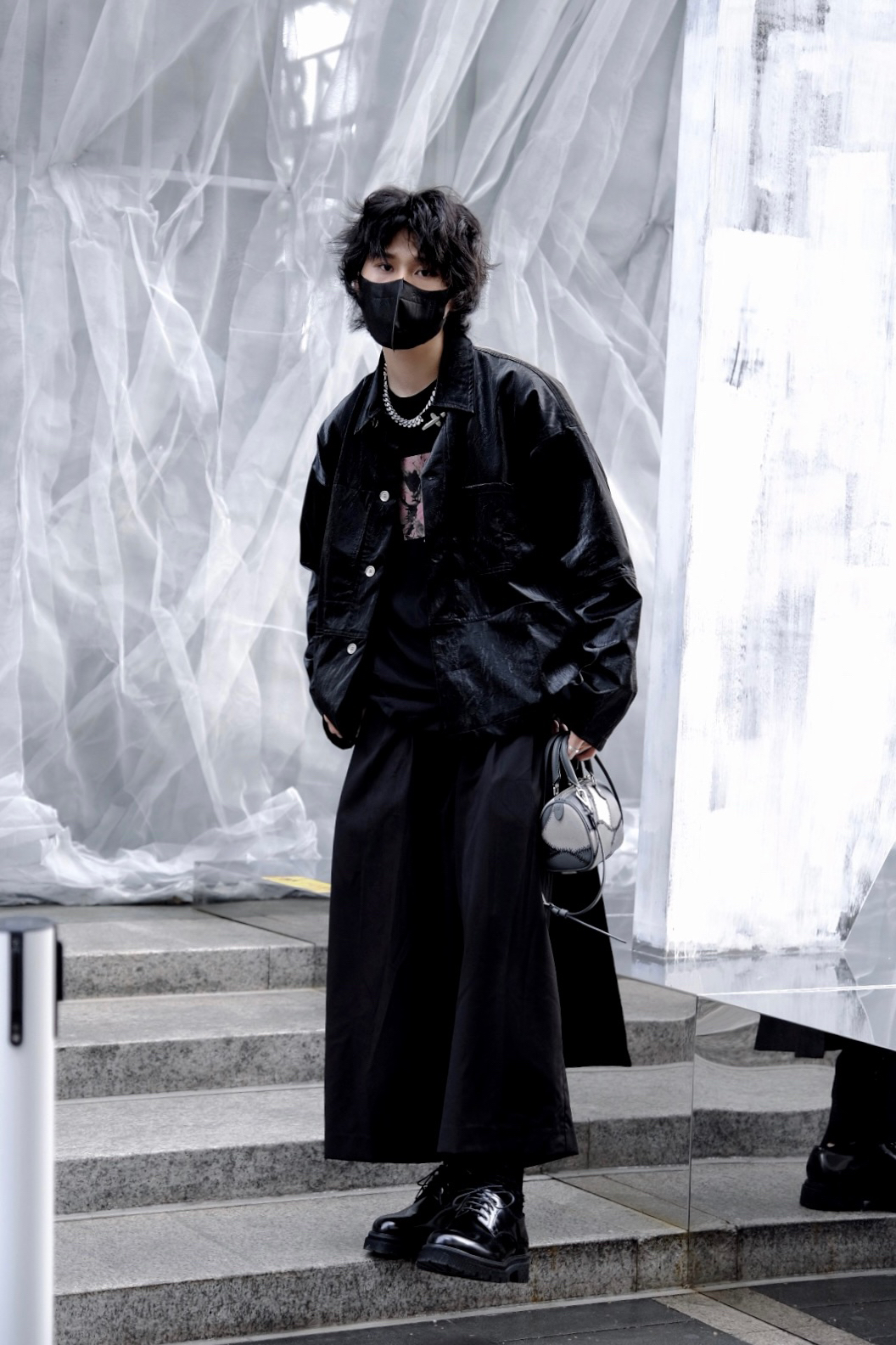 识货潮流日记｜来组暗黑系高级感穿搭！⬛️