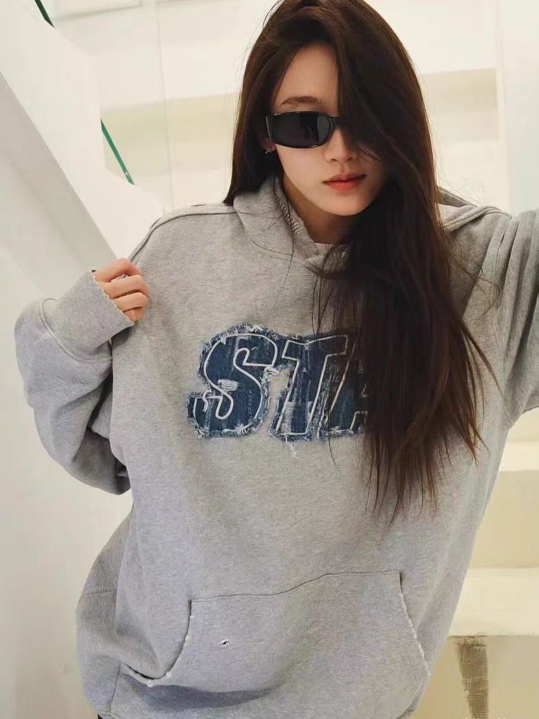 ootd 灰色卫衣yyds，酷且百搭！
