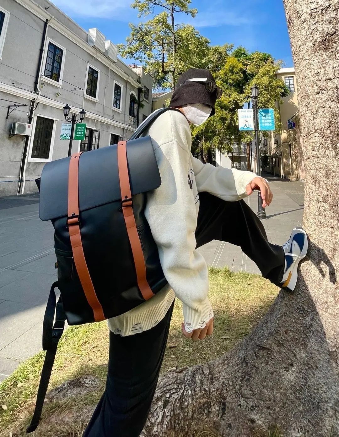 没错！！这就是双肩包的天花板了