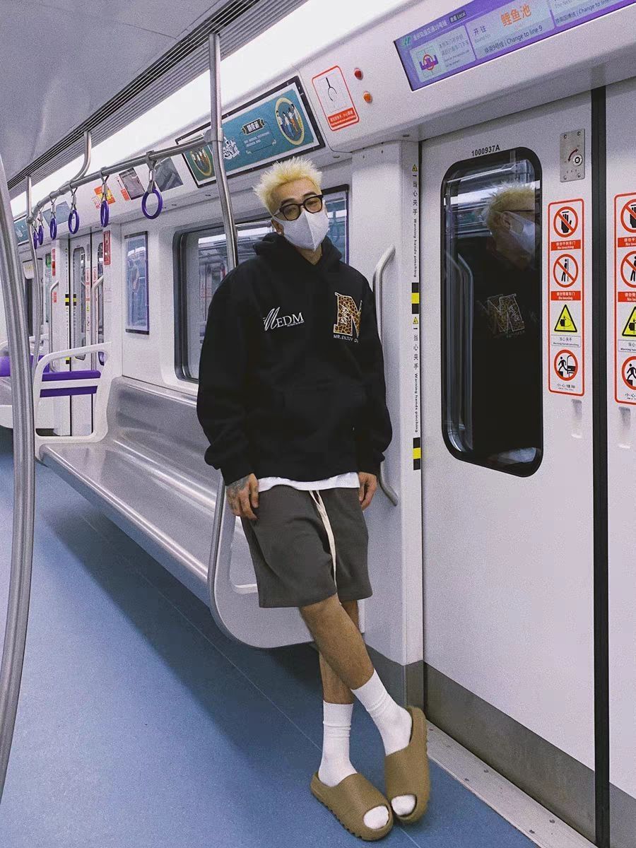 男孩子必备穿搭