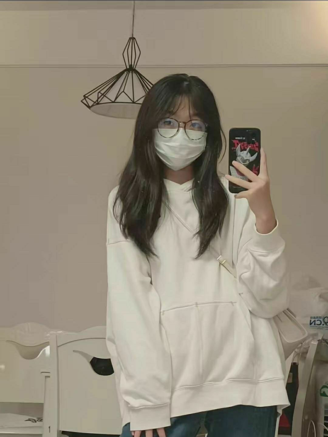 这款NIKE卫衣也是这个秋日季的不二选择