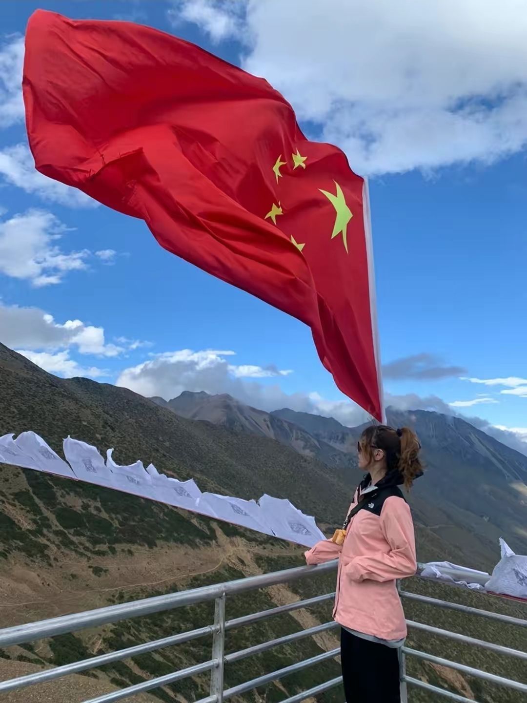 北面三合一冲锋衣