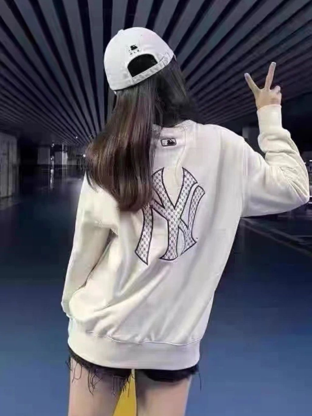 卫衣穿搭校园风LOOK