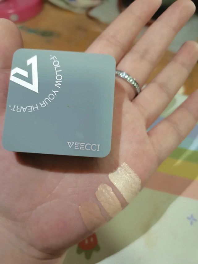 我看还有那个宝宝不知道这个平价遮瑕盘❗