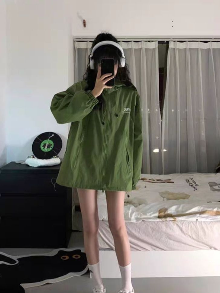 入秋户外穿搭｜ 被冲锋衣帅住了！！