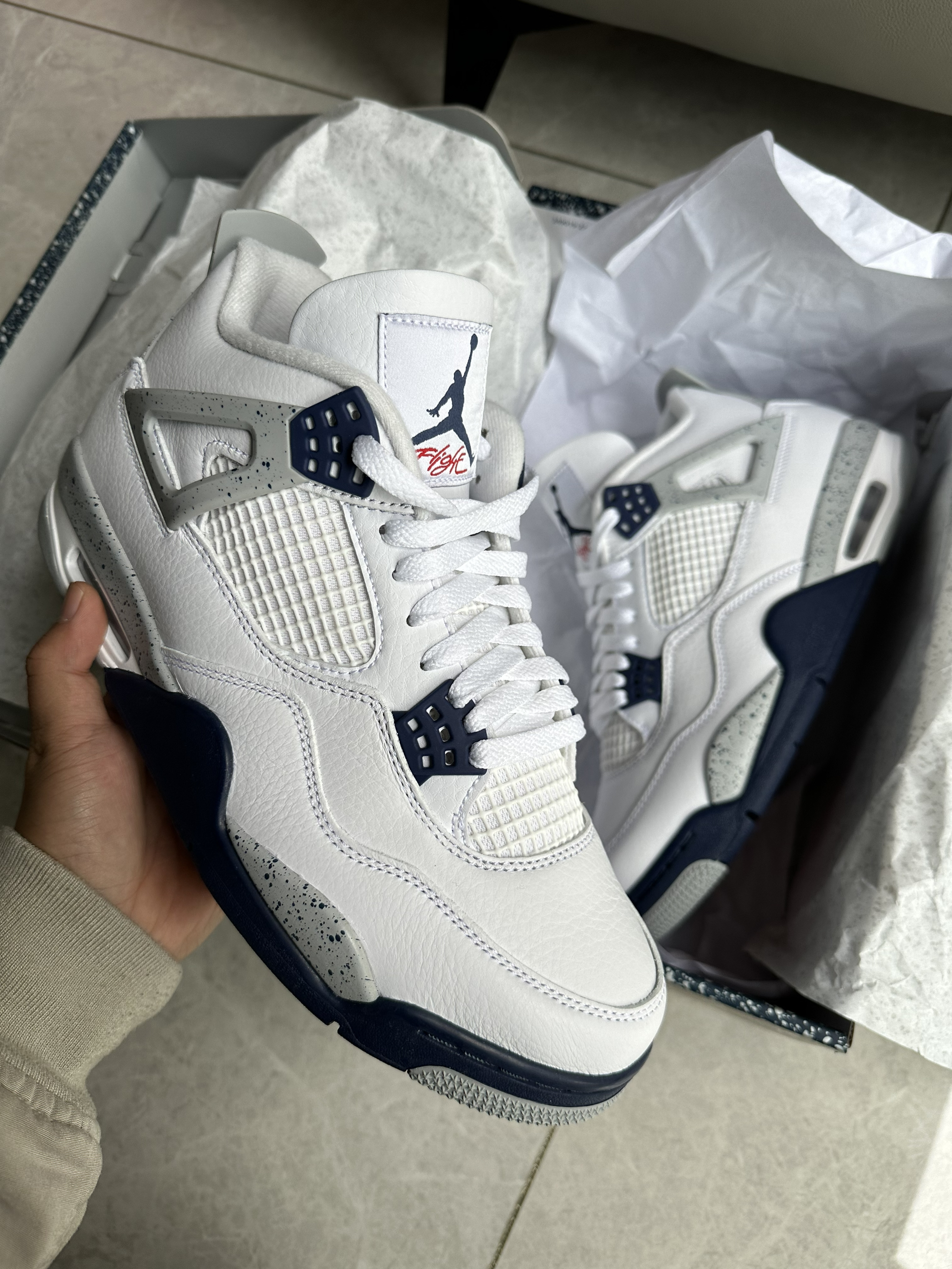 AJ4海军蓝就这颜值,很难不爱🔥