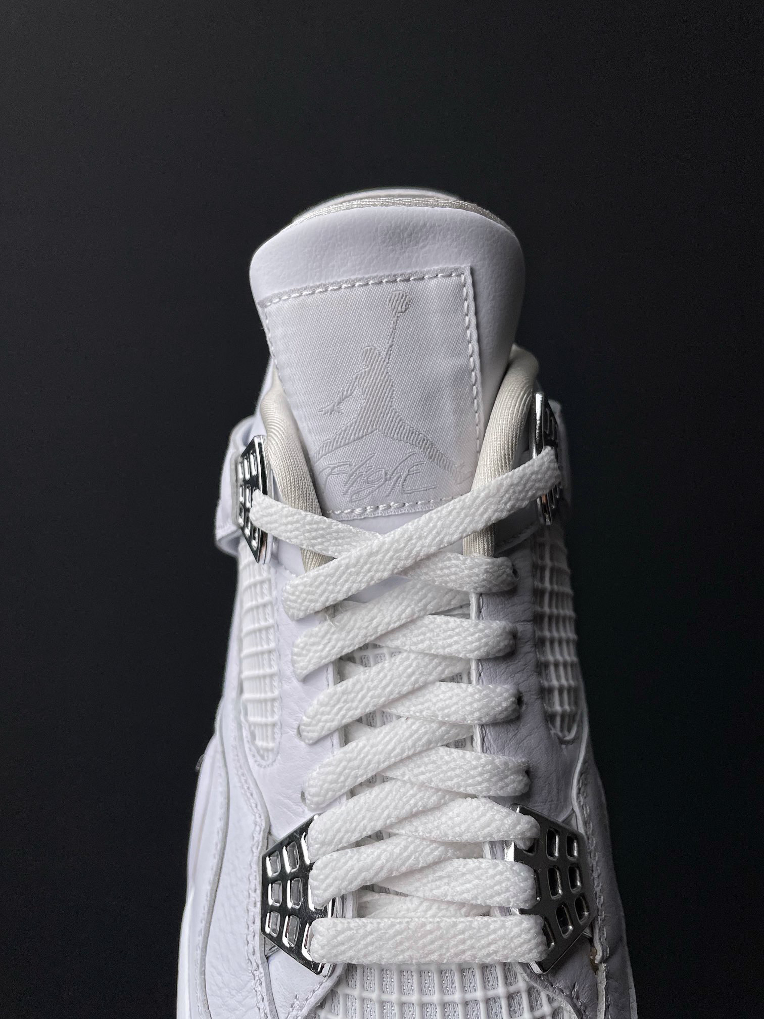 「爆款球鞋」Air Jordan 4 Retro Pure Money 纯白 银扣