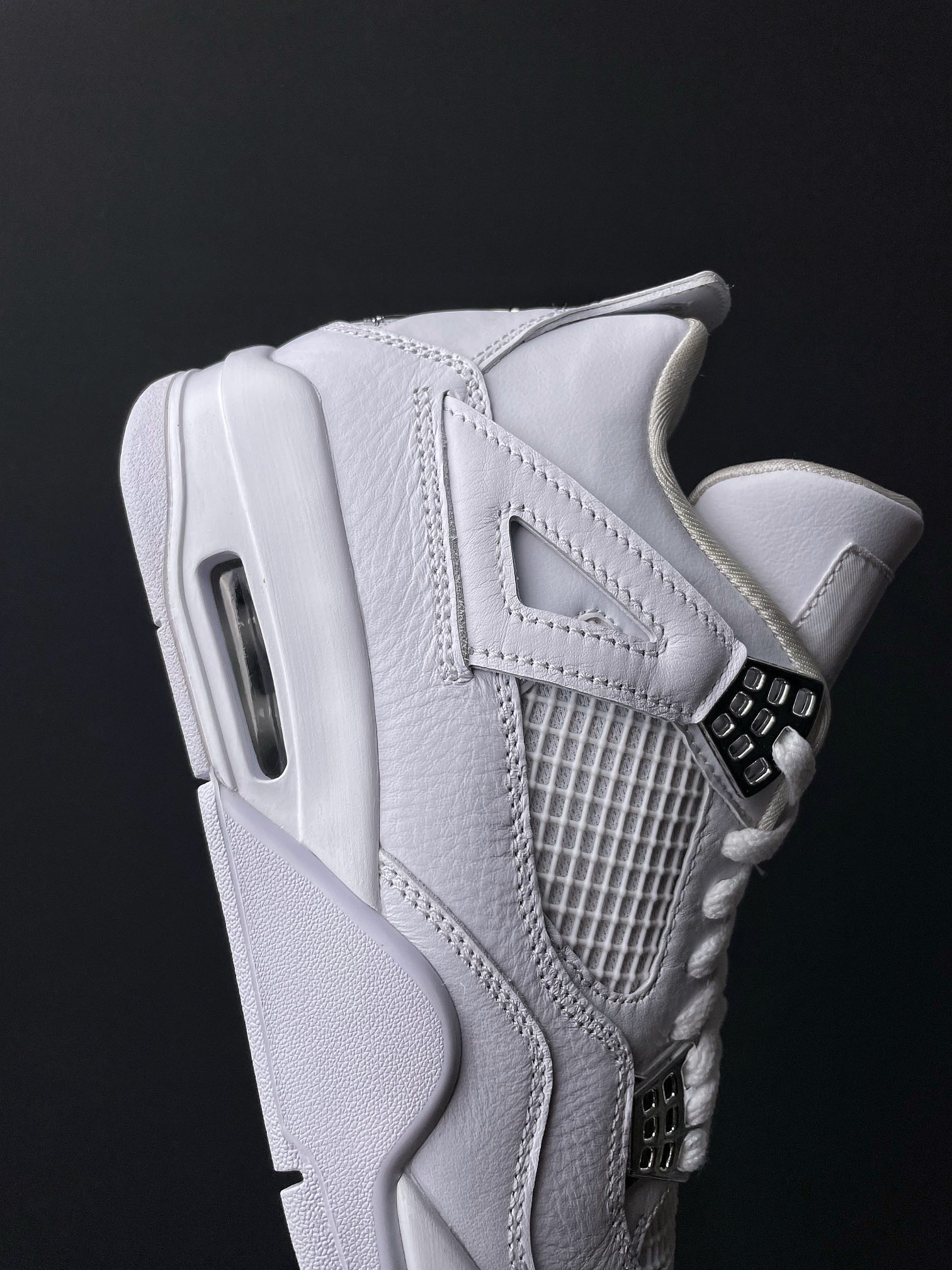 「爆款球鞋」Air Jordan 4 Retro Pure Money 纯白 银扣