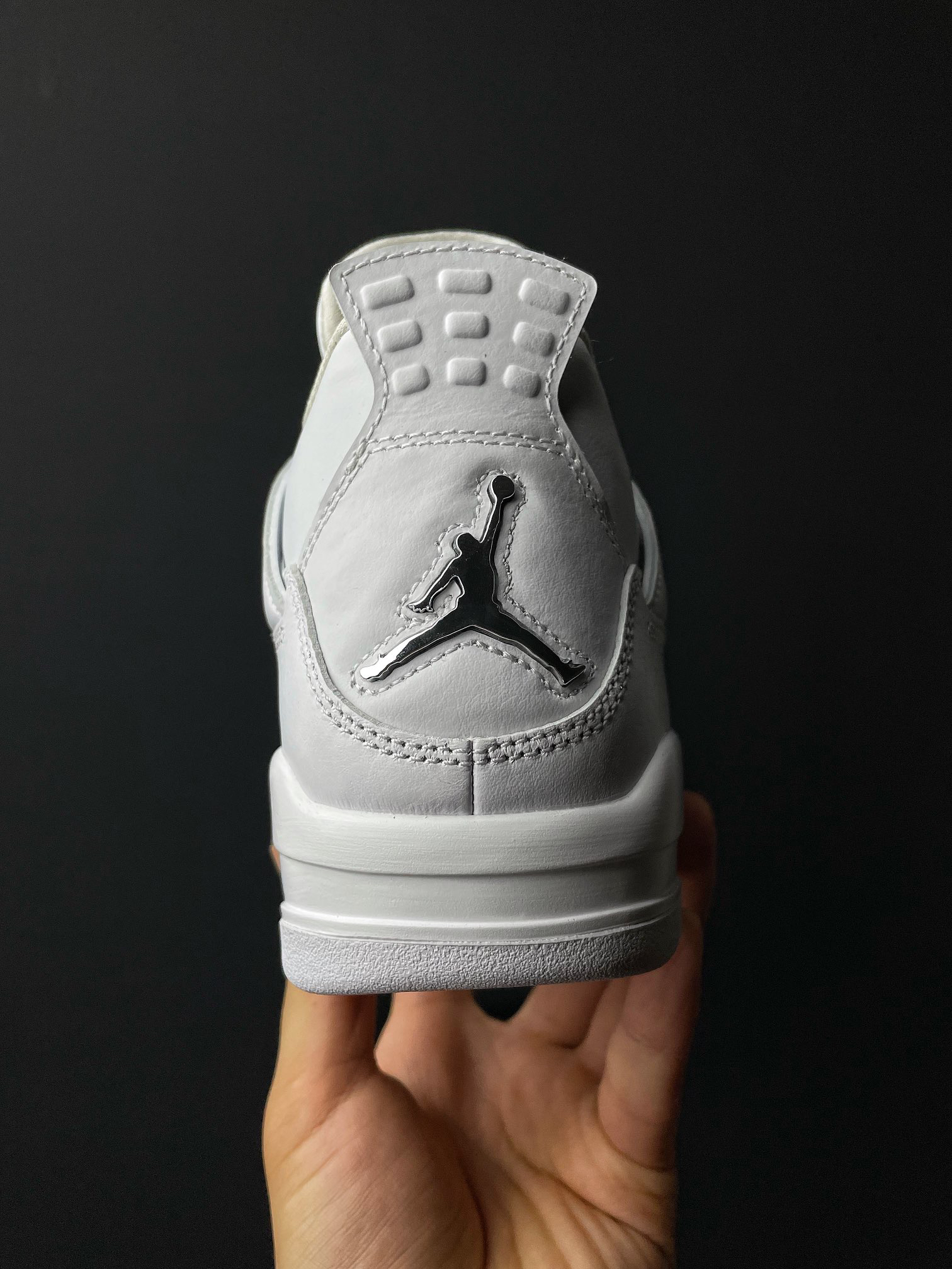 「爆款球鞋」Air Jordan 4 Retro Pure Money 纯白 银扣