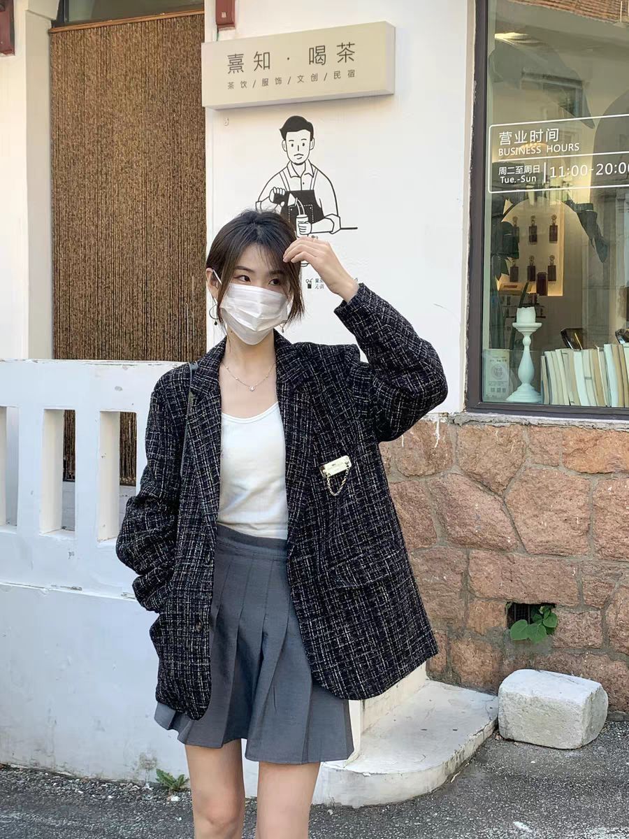 西装女孩子显气质穿搭
