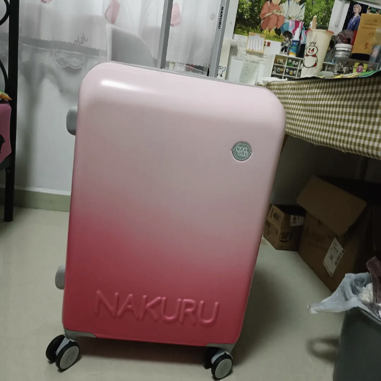 高颜值超实用的行李箱分享