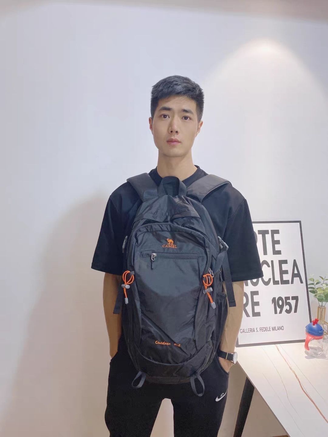 大容量专业徒步登山包推荐