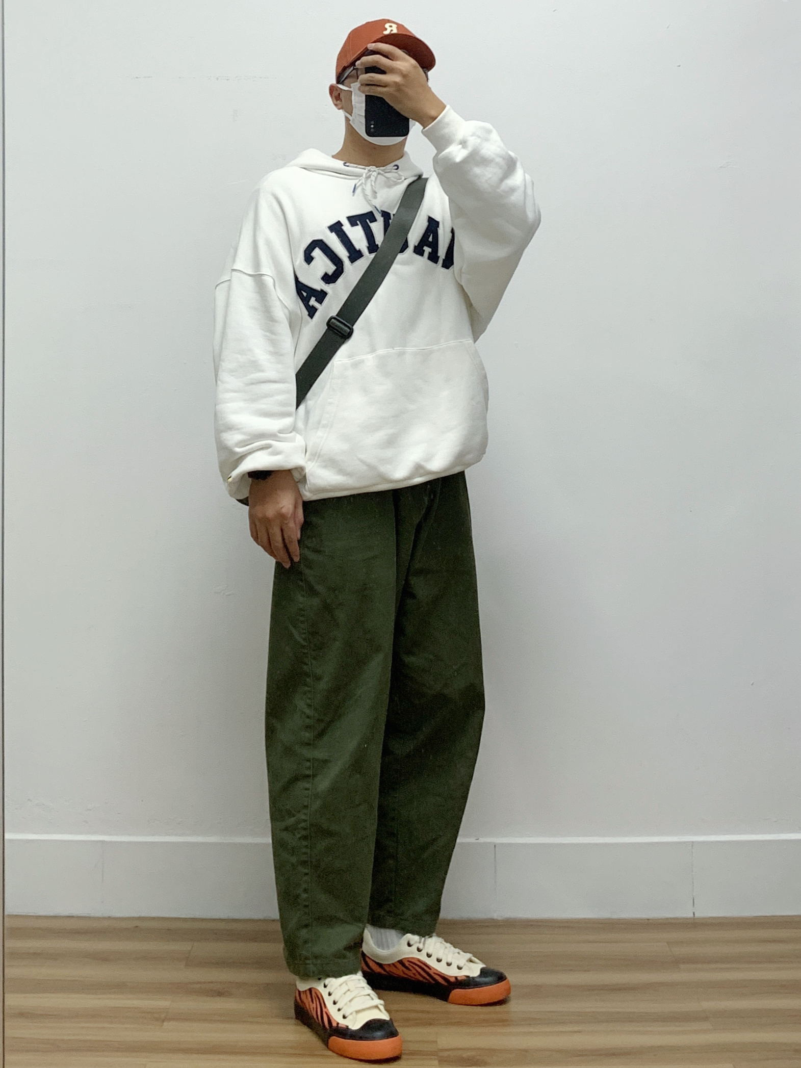 OOTD | 好爱这件卫衣！是年下弟弟的感觉！🉑