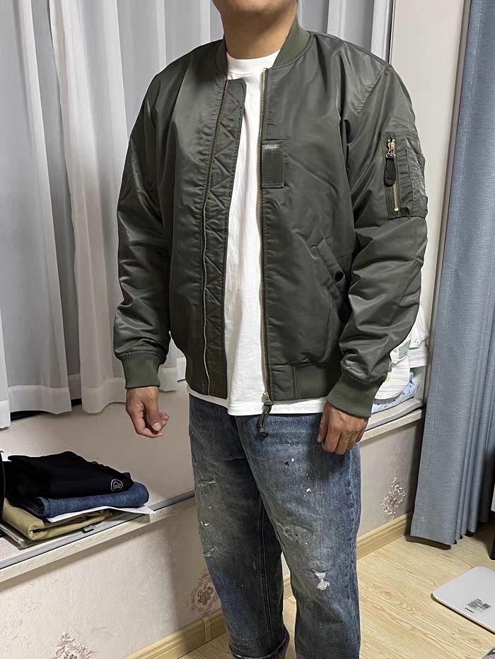 男生秋冬棒球棉服穿搭分享